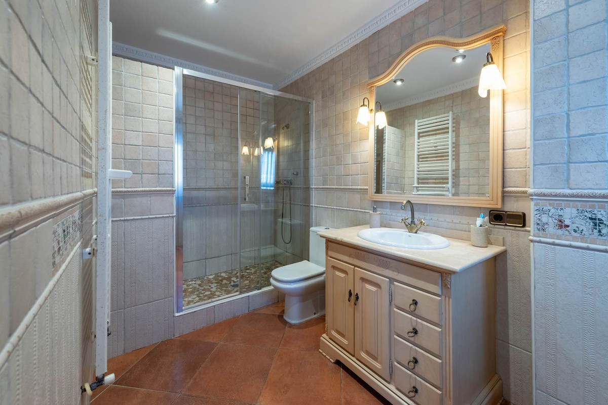 4 Bed Townhouse for sale in Calpe Costa Blanca, Alicante, Spain