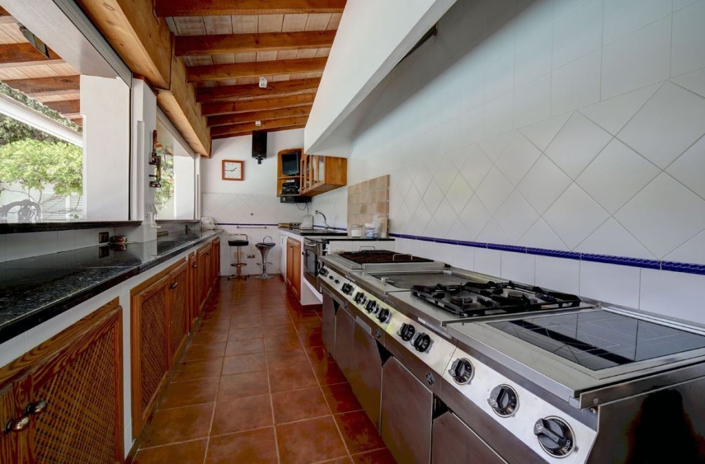 5 Bed Townhouse for sale in Costalita Costa Del Sol, Málaga, Spain