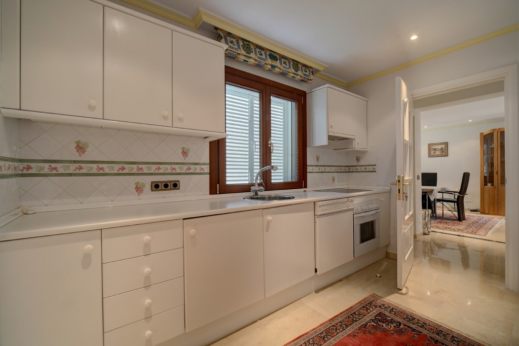 5 Bed Townhouse for sale in Costalita Costa Del Sol, Málaga, Spain