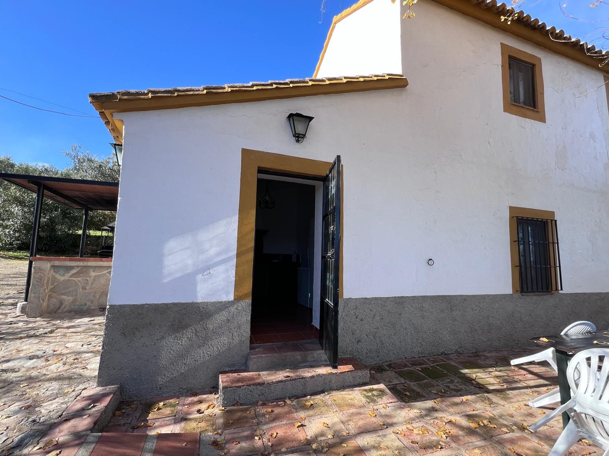 6 Bed Townhouse for sale in Ronda Costa Del Sol, Málaga, Spain