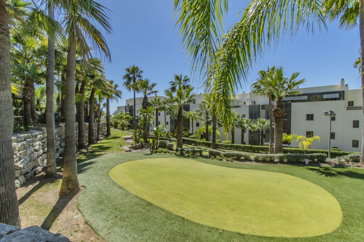 Se vende Apartamento Planta Baja de 2 dormitorios en Costa Del Sol, Málaga, España