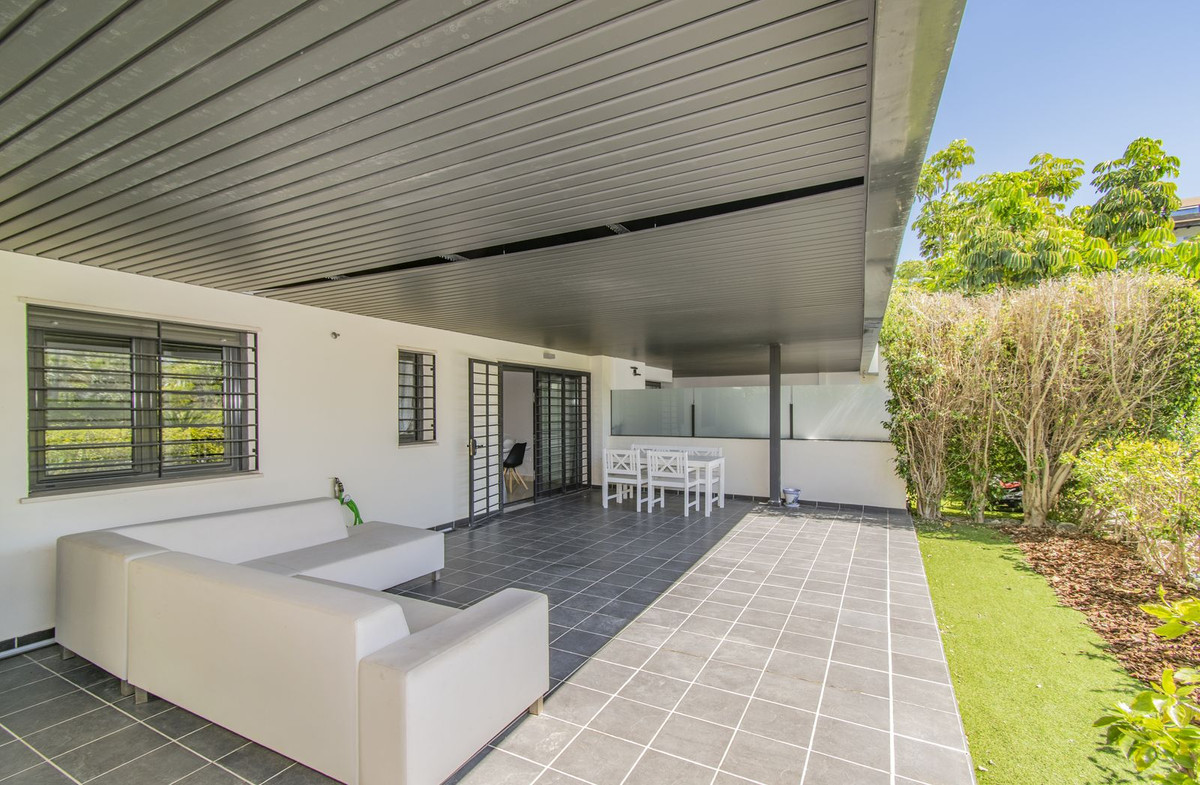 Se vende Apartamento Planta Baja de 2 dormitorios en Costa Del Sol, Málaga, España