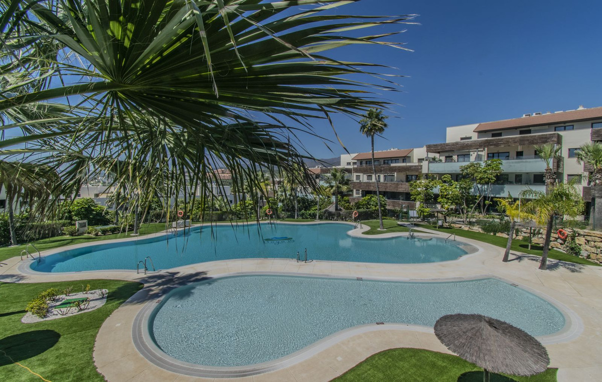 Se vende Apartamento Planta Baja de 2 dormitorios en Costa Del Sol, Málaga, España
