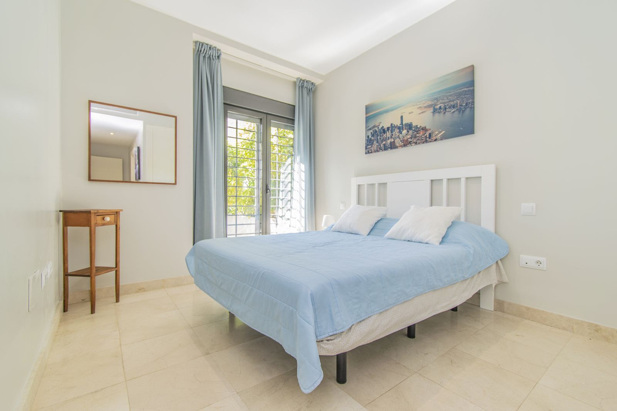 Se vende Apartamento Planta Baja de 2 dormitorios en Costa Del Sol, Málaga, España