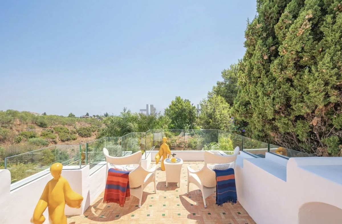 5 Bed Townhouse for sale in Marbella Costa Del Sol, Málaga, Spain