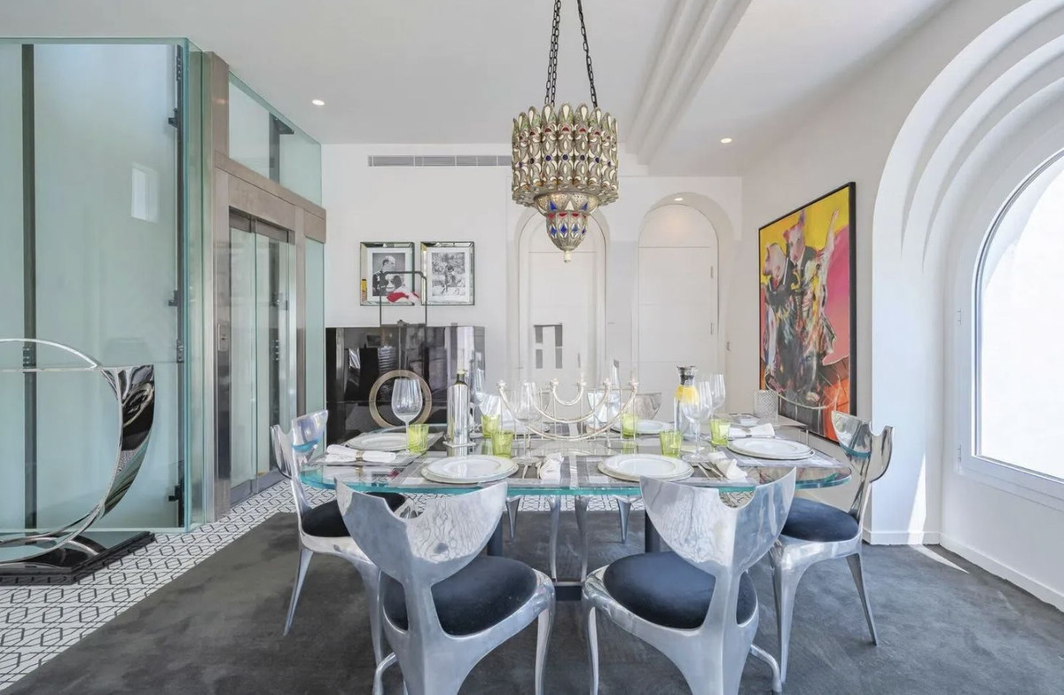 5 Bed Townhouse for sale in Marbella Costa Del Sol, Málaga, Spain