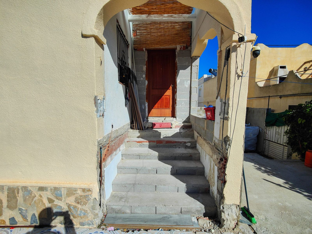 4 Bed Townhouse for sale in San Miguel De Salinas Costa Blanca, Alicante, Spain