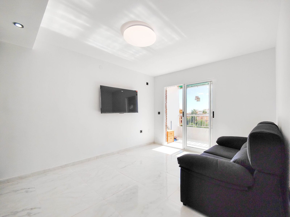 2 Bed Apartment for sale in Punta Prima Costa Blanca, Alicante, Spain