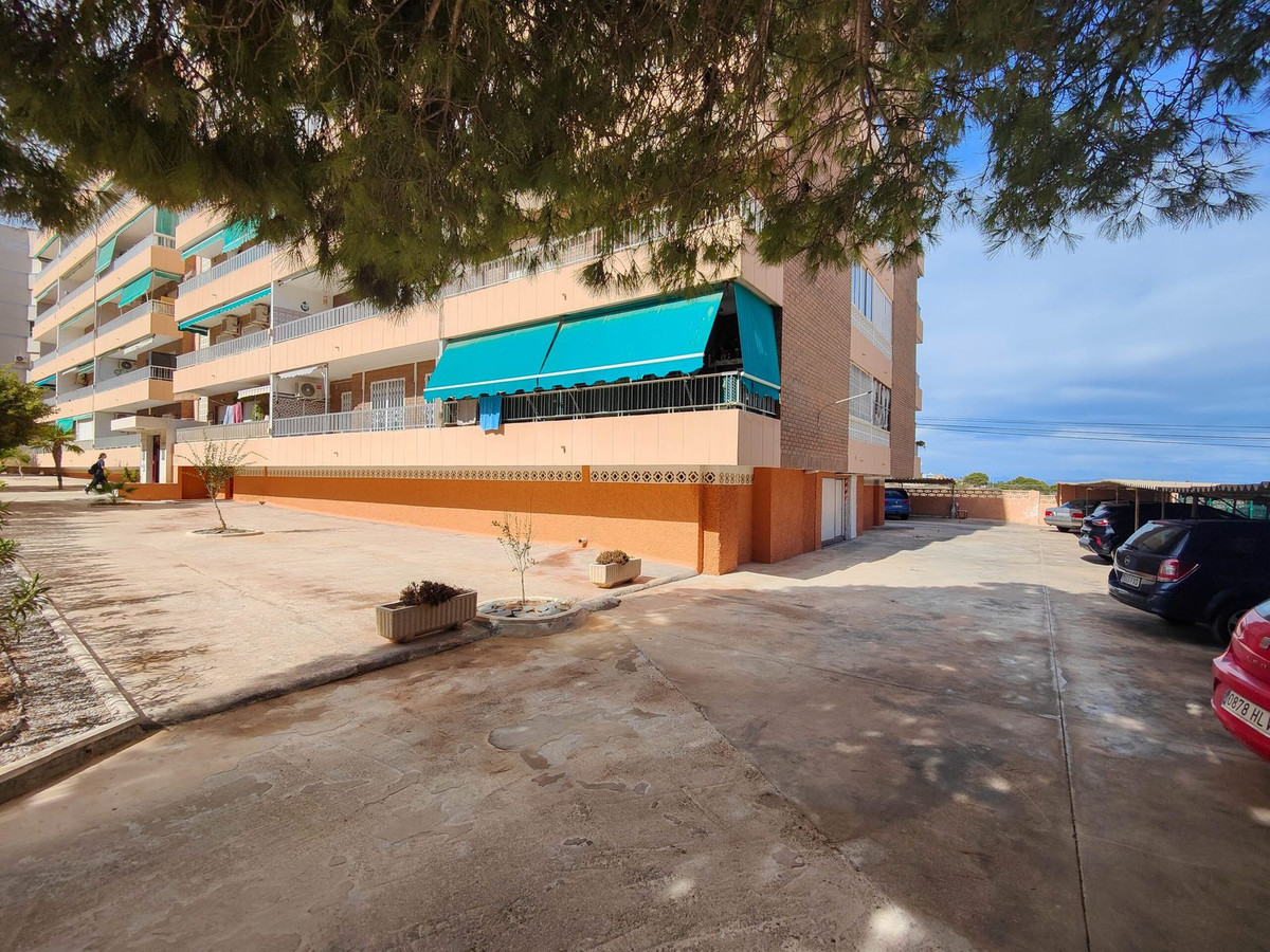 2 Bed Apartment for sale in Punta Prima Costa Blanca, Alicante, Spain