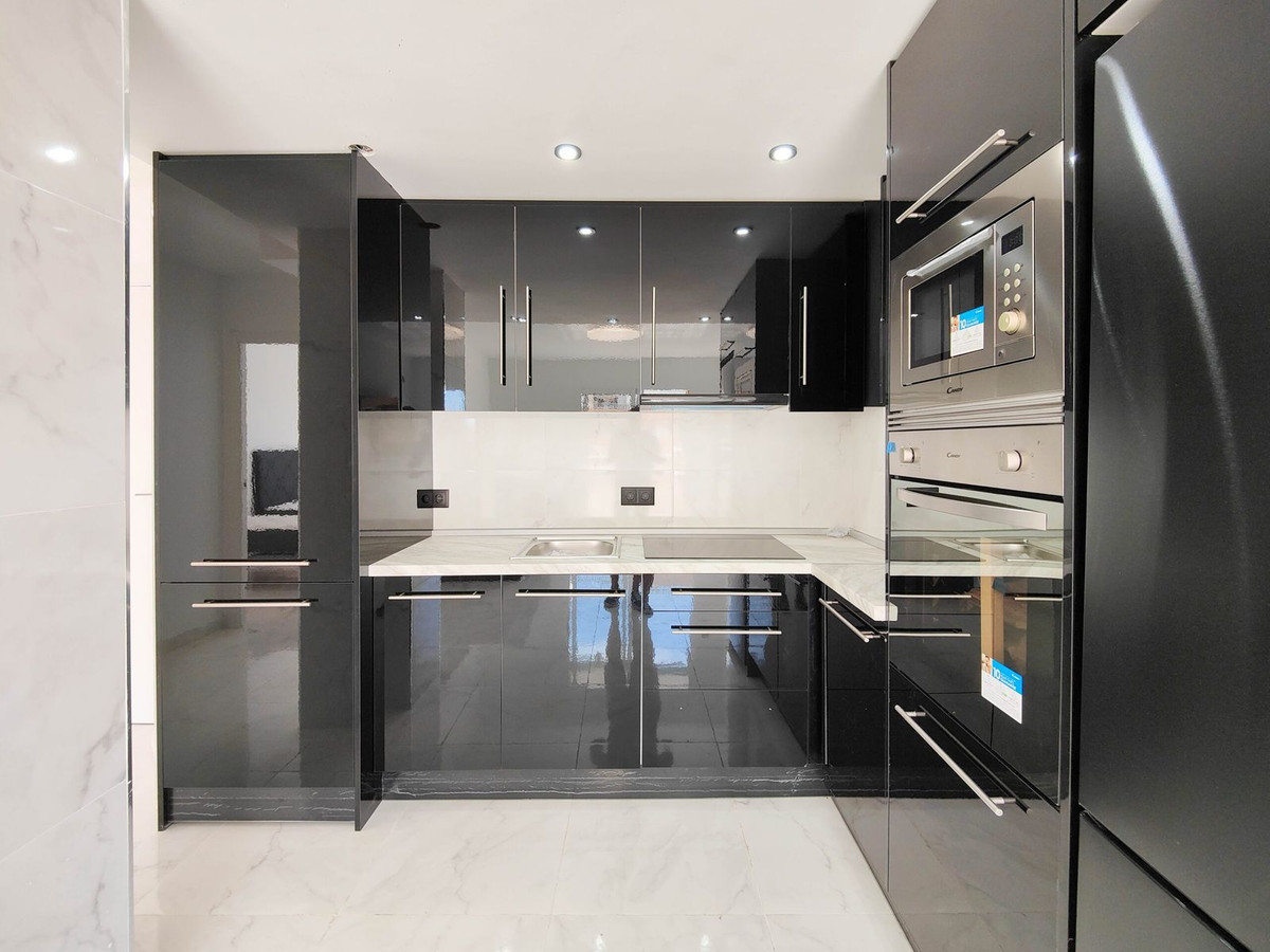 2 Bed Apartment for sale in Punta Prima Costa Blanca, Alicante, Spain