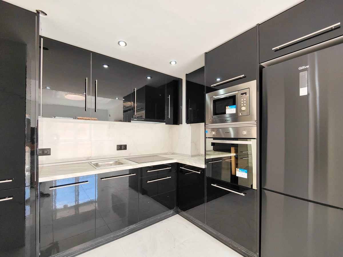 2 Bed Apartment for sale in Punta Prima Costa Blanca, Alicante, Spain