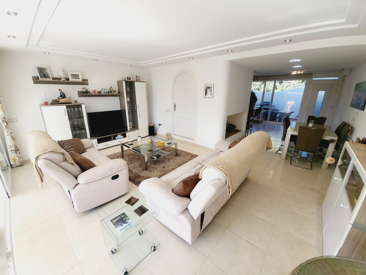 3 Bed Townhouse for sale in Miraflores Costa Del Sol, Málaga, Spain