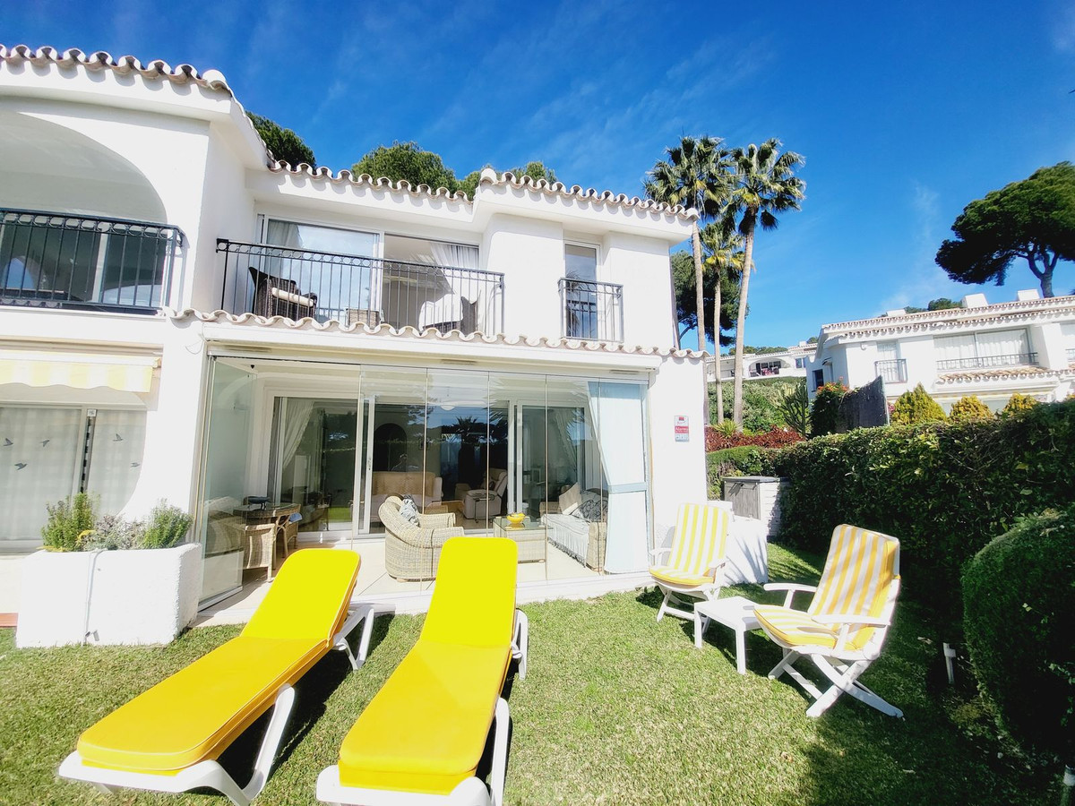 3 Bed Townhouse for sale in Miraflores Costa Del Sol, Málaga, Spain