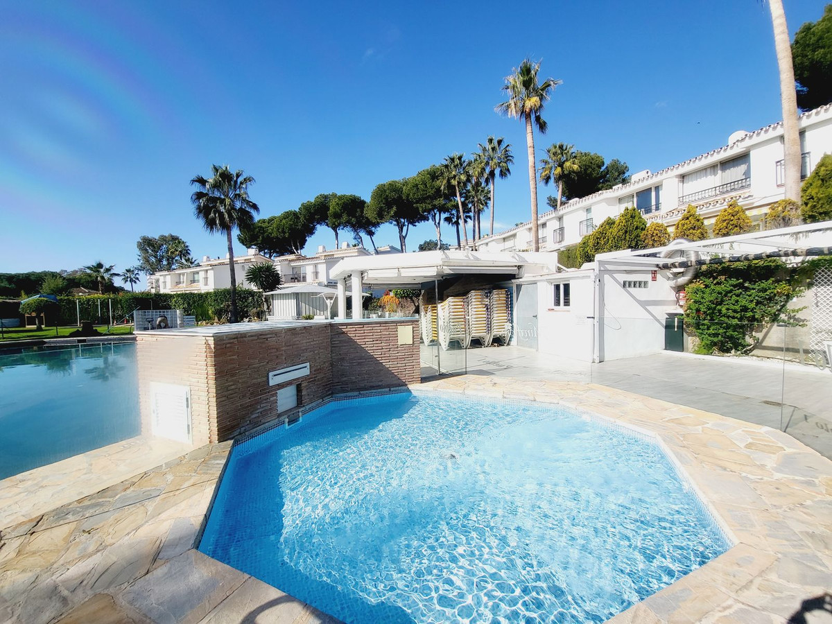 3 Bed Townhouse for sale in Miraflores Costa Del Sol, Málaga, Spain