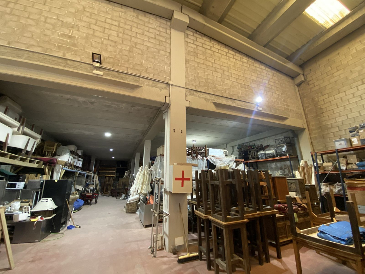 Se vende Nave industrial  en Costa Del Sol, Málaga, España