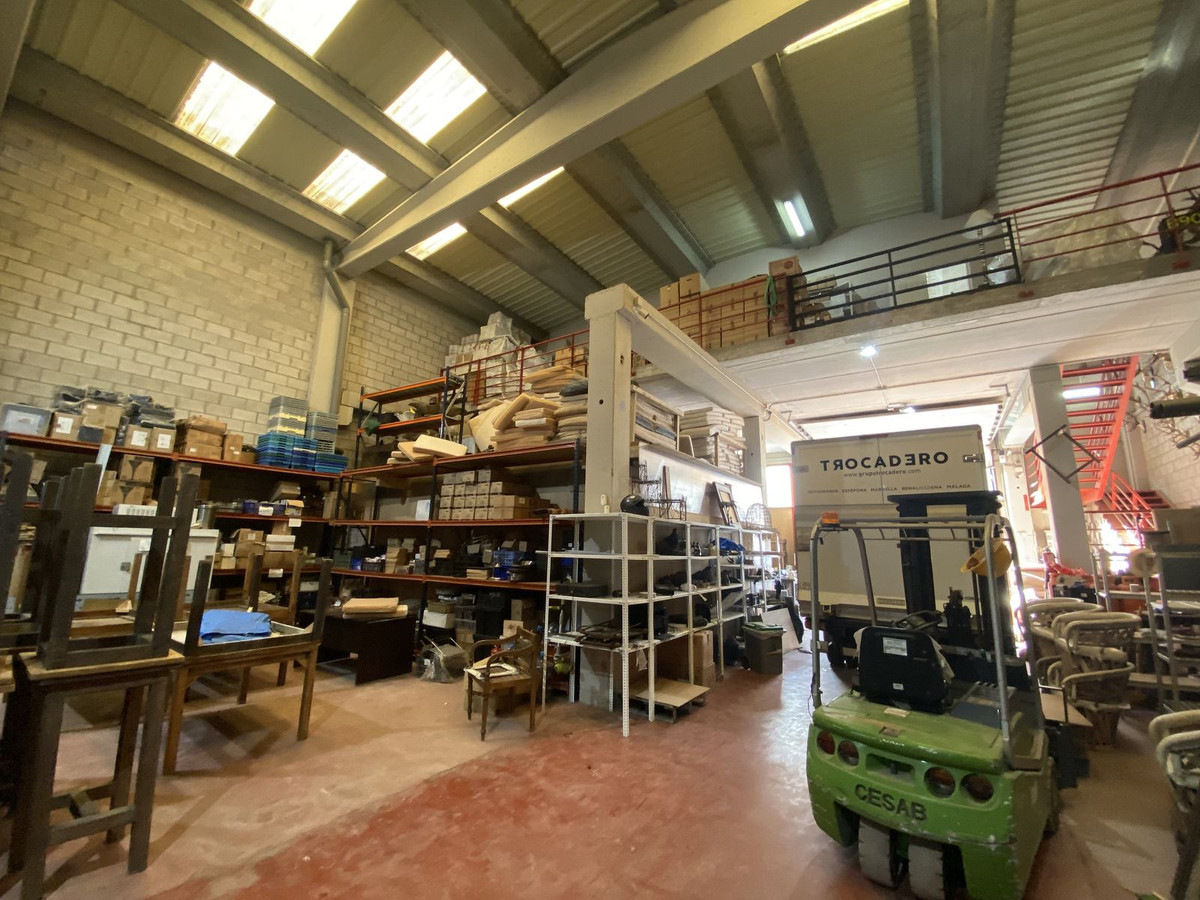 Se vende Nave industrial  en Costa Del Sol, Málaga, España