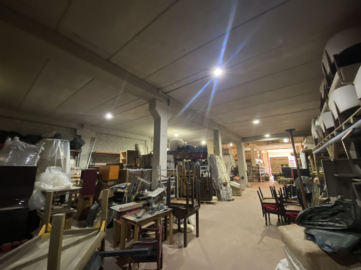 Se vende Nave industrial  en Costa Del Sol, Málaga, España