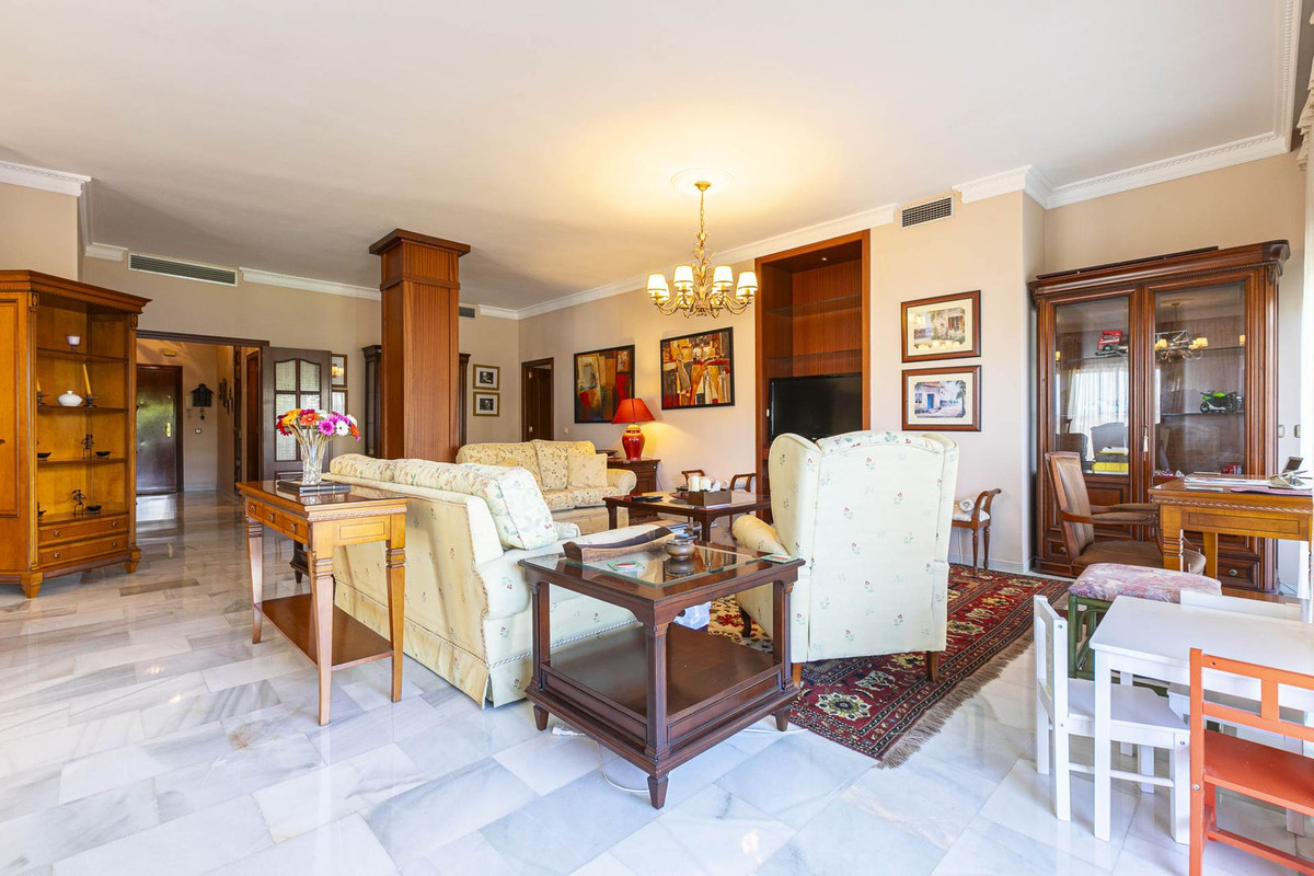 3 Bed Apartment for sale in Nueva Andalucía Costa Del Sol, Málaga, Spain