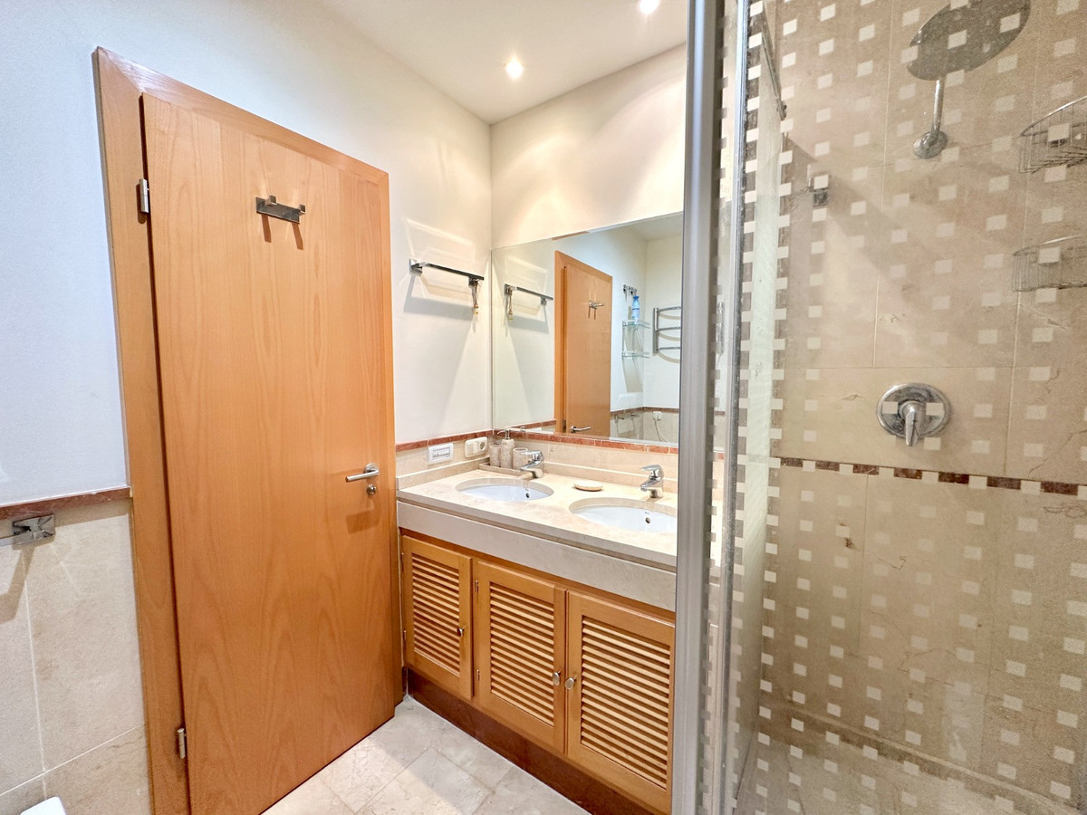 2 Bed Apartment for sale in Puerto Banús Costa Del Sol, Málaga, Spain