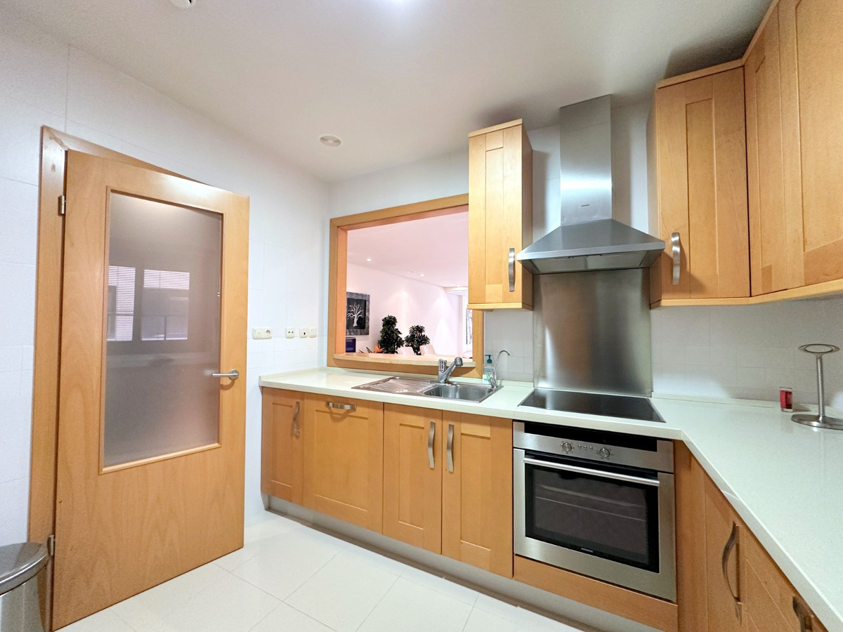 2 Bed Apartment for sale in Puerto Banús Costa Del Sol, Málaga, Spain