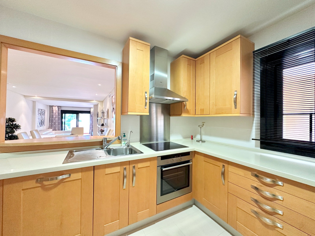 2 Bed Apartment for sale in Puerto Banús Costa Del Sol, Málaga, Spain