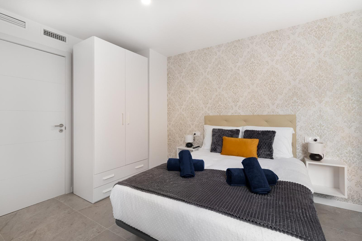 6 Bed Apartment for sale in Alicante Costa Blanca, Alicante, Spain