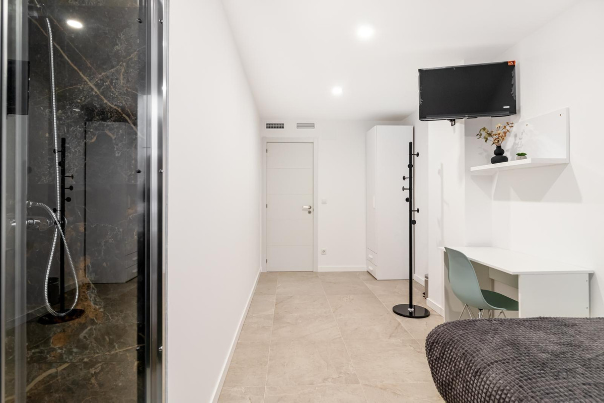 6 Bed Apartment for sale in Alicante Costa Blanca, Alicante, Spain