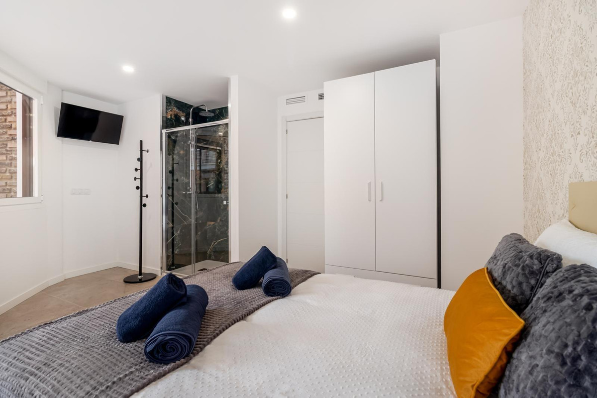 6 Bed Apartment for sale in Alicante Costa Blanca, Alicante, Spain