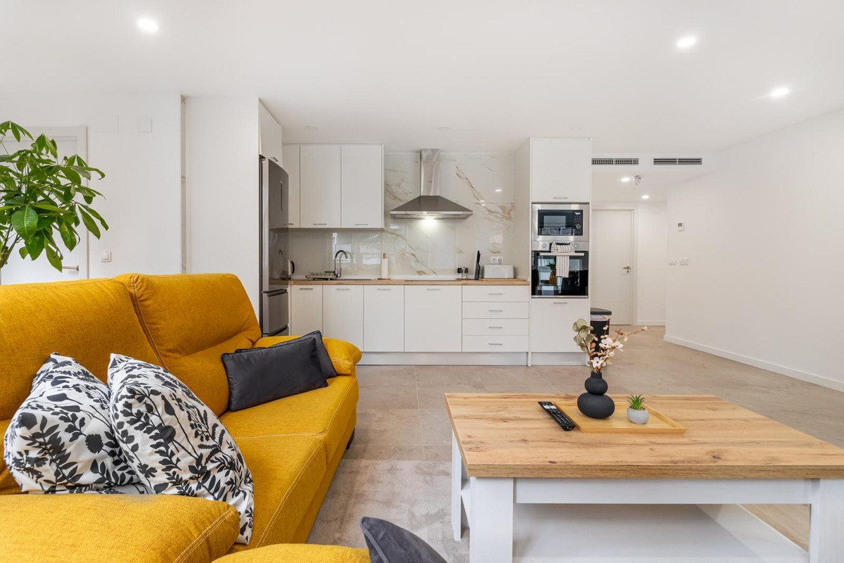 6 Bed Apartment for sale in Alicante Costa Blanca, Alicante, Spain