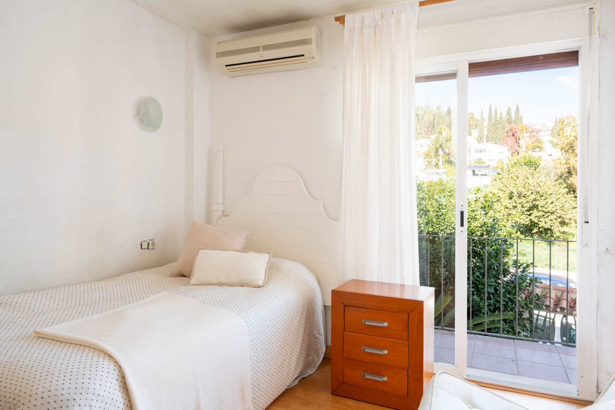 3 Bed Townhouse for sale in El Coto Costa Del Sol, Málaga, Spain
