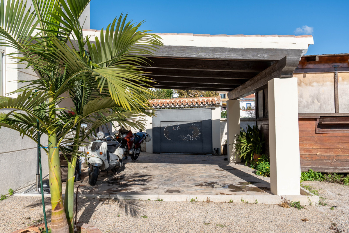 3 Bed Townhouse for sale in El Coto Costa Del Sol, Málaga, Spain