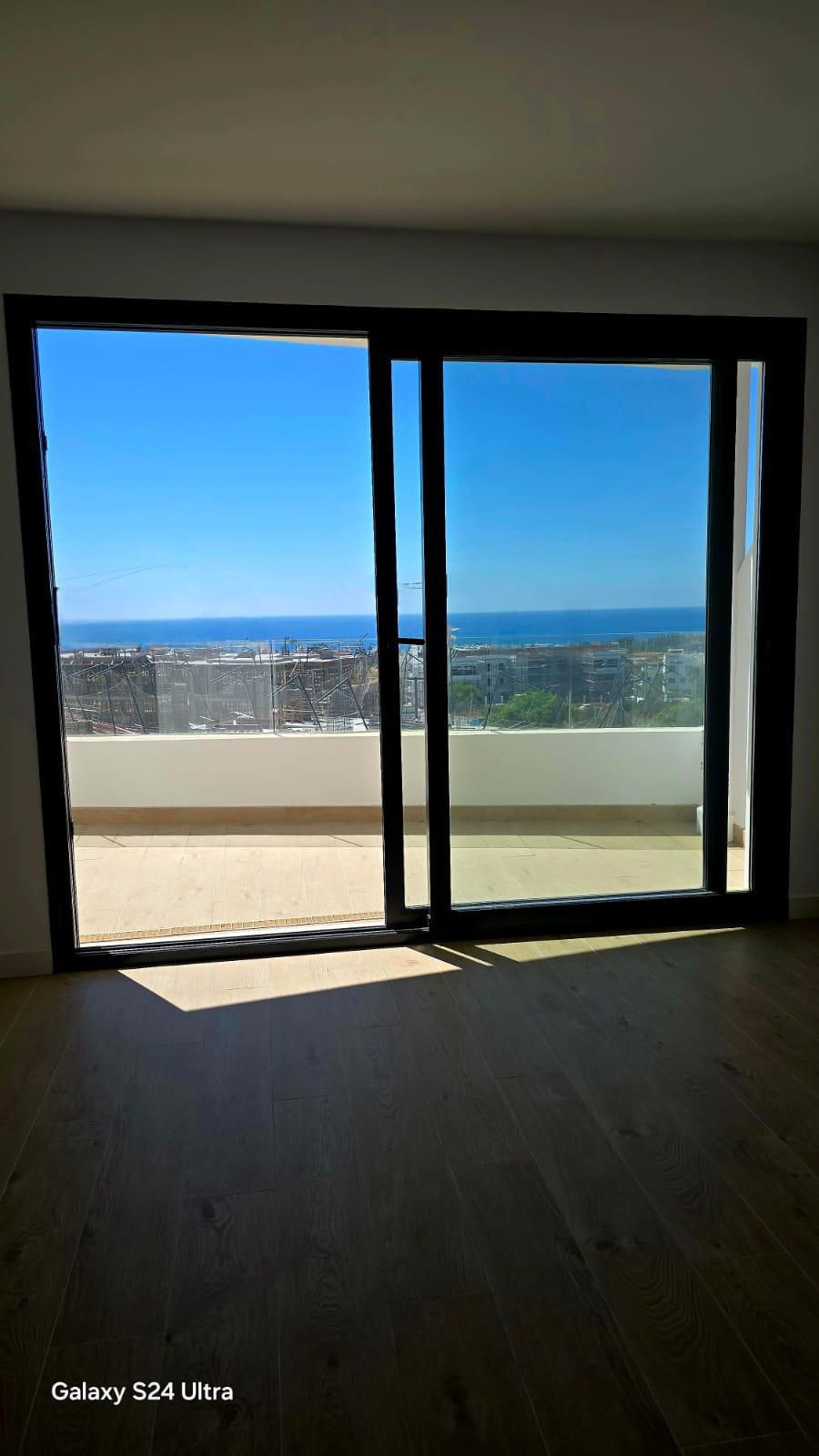 Se vende Apartamento Planta Media de 3 dormitorios en Costa Del Sol, Málaga, España