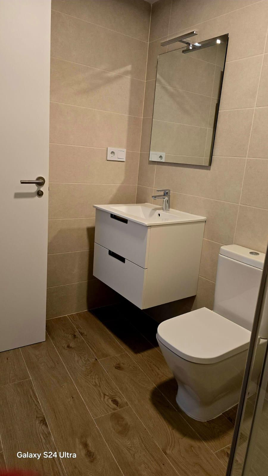 Se vende Apartamento Planta Media de 3 dormitorios en Costa Del Sol, Málaga, España