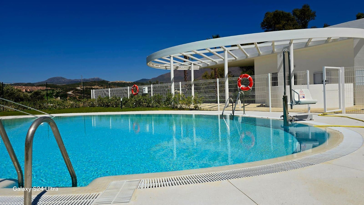 Se vende Apartamento Planta Media de 3 dormitorios en Costa Del Sol, Málaga, España