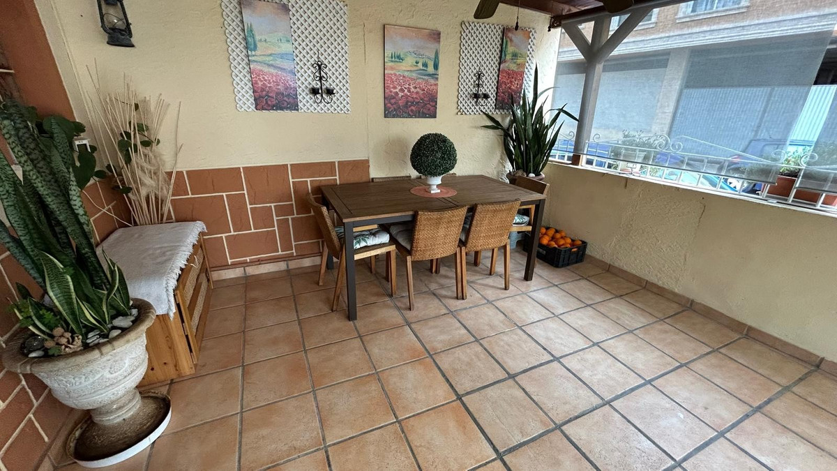 Se vende Pareada de 3 dormitorios en Costa Blanca, Alicante, España