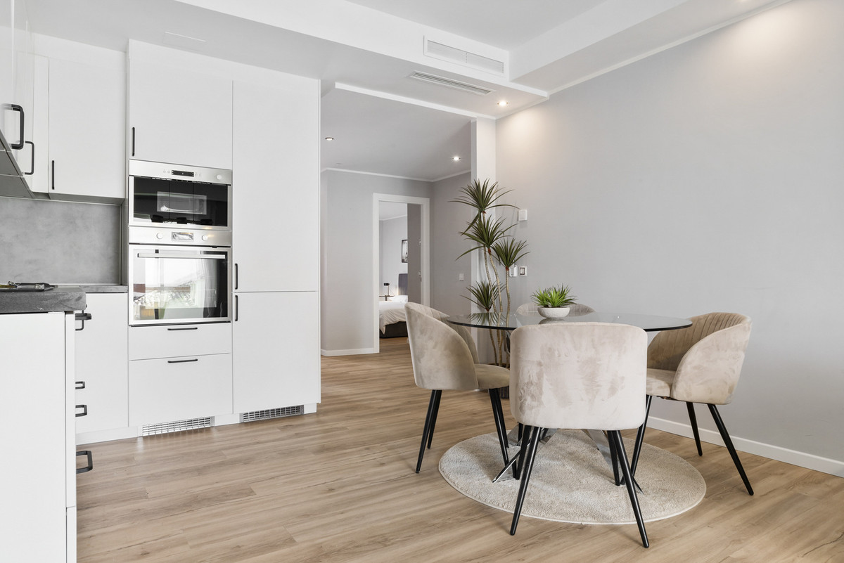 3 Bed Apartment for sale in Nueva Andalucía Costa Del Sol, Málaga, Spain