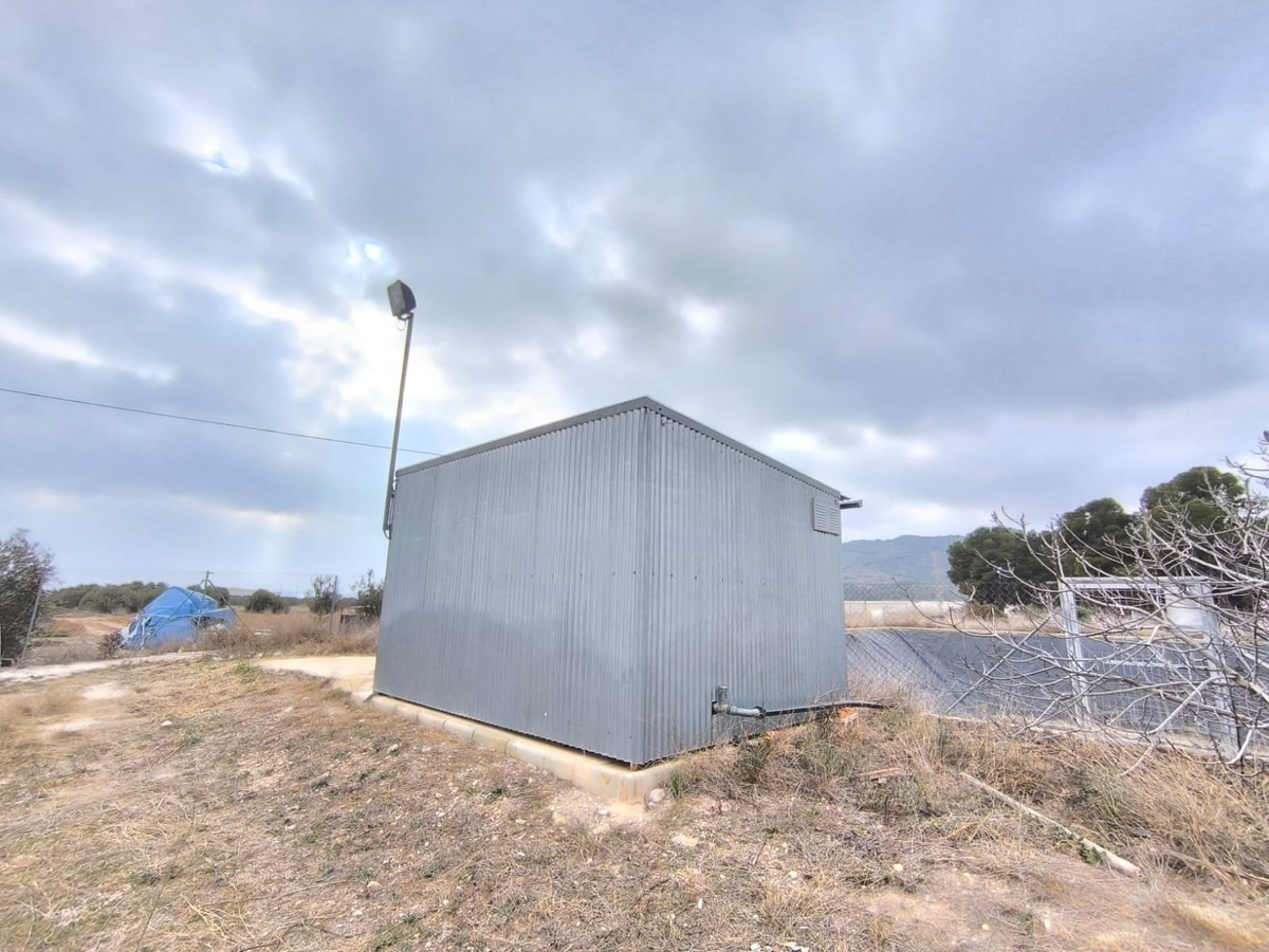 Commercial unit for sale in Aspe Costa Blanca, Alicante, Spain