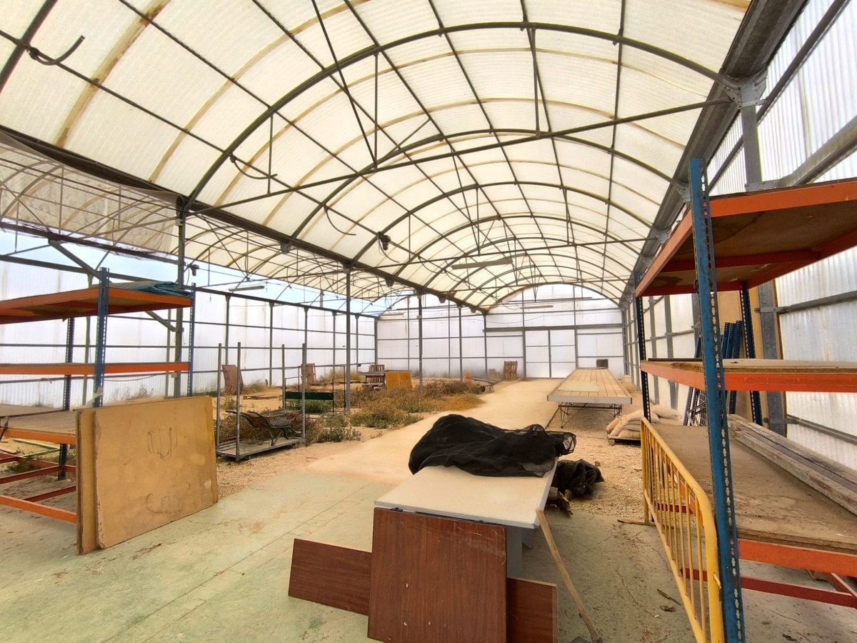 Commercial unit for sale in Aspe Costa Blanca, Alicante, Spain