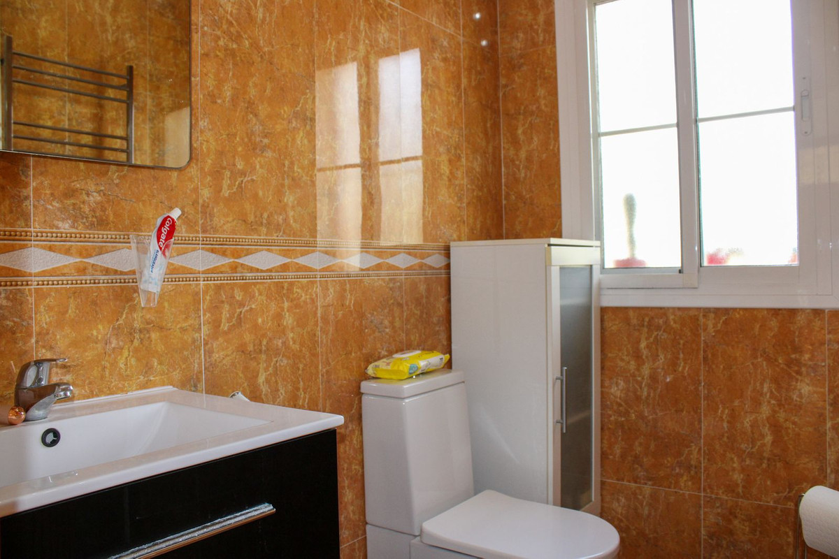4 Bed Townhouse for sale in Nerja Costa Del Sol East, Málaga, Spain