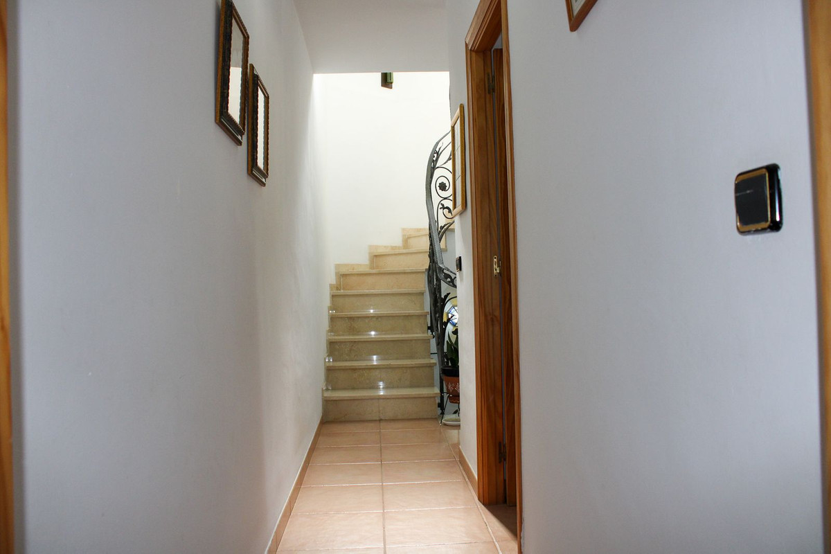 4 Bed Townhouse for sale in Nerja Costa Del Sol East, Málaga, Spain