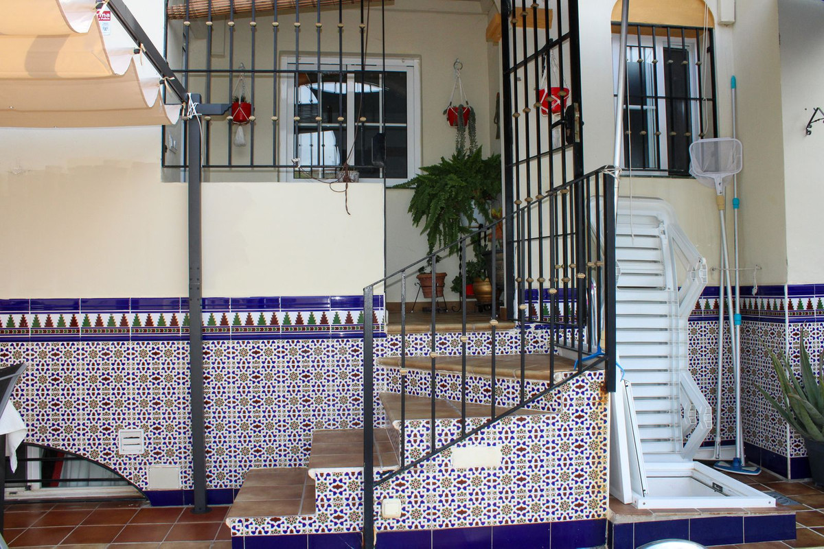 4 Bed Townhouse for sale in Nerja Costa Del Sol East, Málaga, Spain