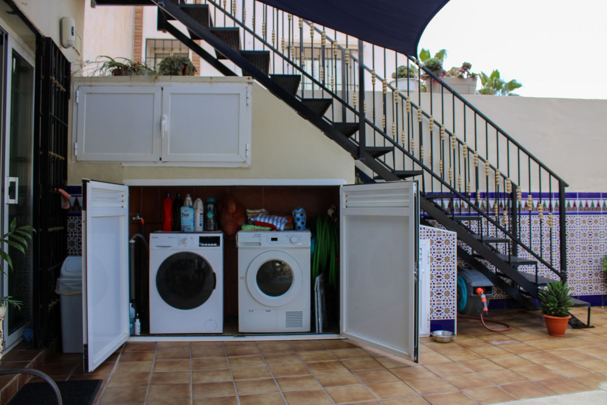 4 Bed Townhouse for sale in Nerja Costa Del Sol East, Málaga, Spain