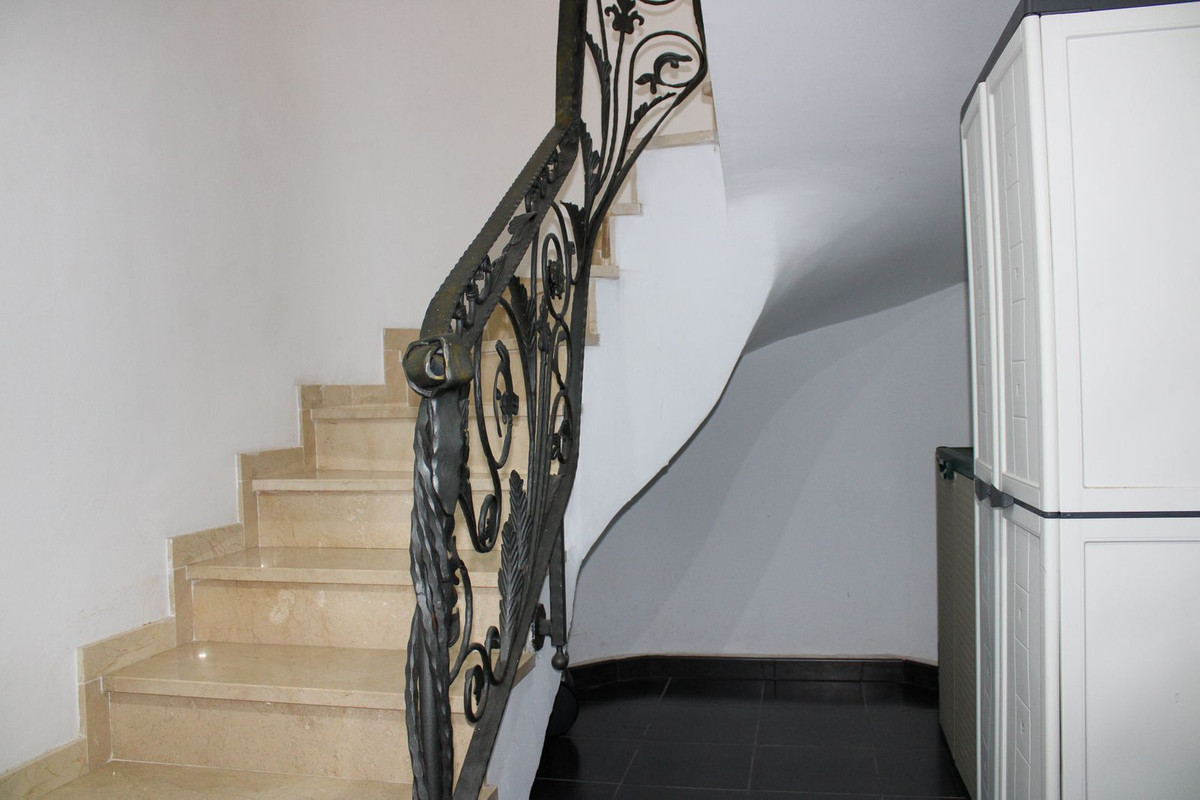 4 Bed Townhouse for sale in Nerja Costa Del Sol East, Málaga, Spain