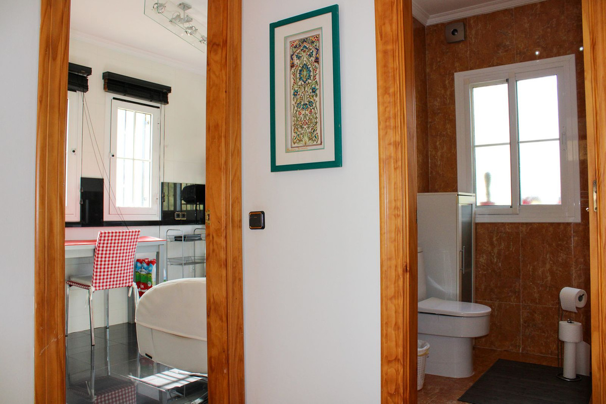 4 Bed Townhouse for sale in Nerja Costa Del Sol East, Málaga, Spain