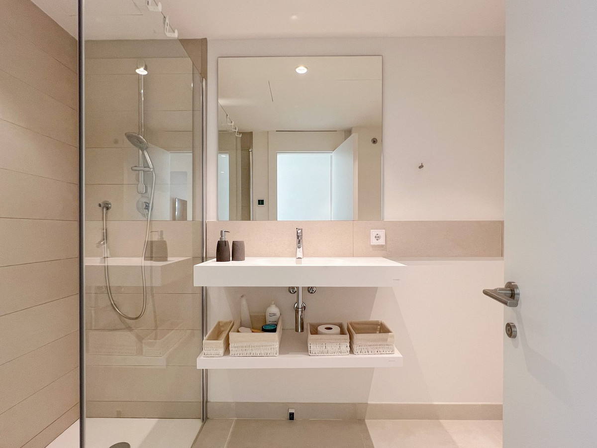 3 Bed Apartment for sale in Higueron Costa Del Sol, Málaga, Spain