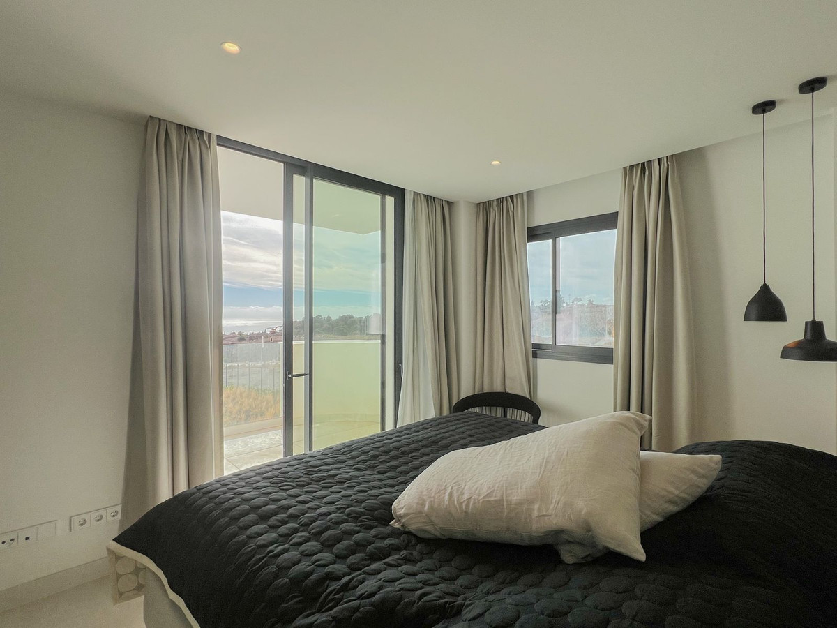 3 Bed Apartment for sale in Higueron Costa Del Sol, Málaga, Spain