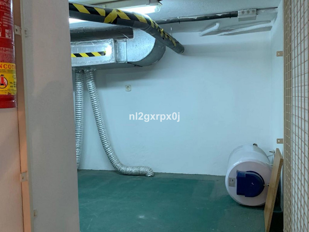 2 Bed Commercial unit for sale in Marbella Costa Del Sol, Málaga, Spain