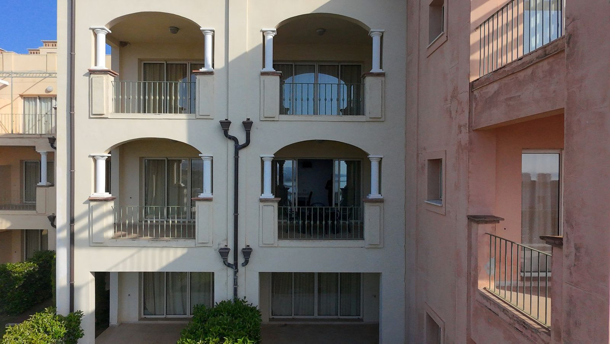 1 Bed Apartment for sale in Manilva Costa Del Sol, Málaga, Spain