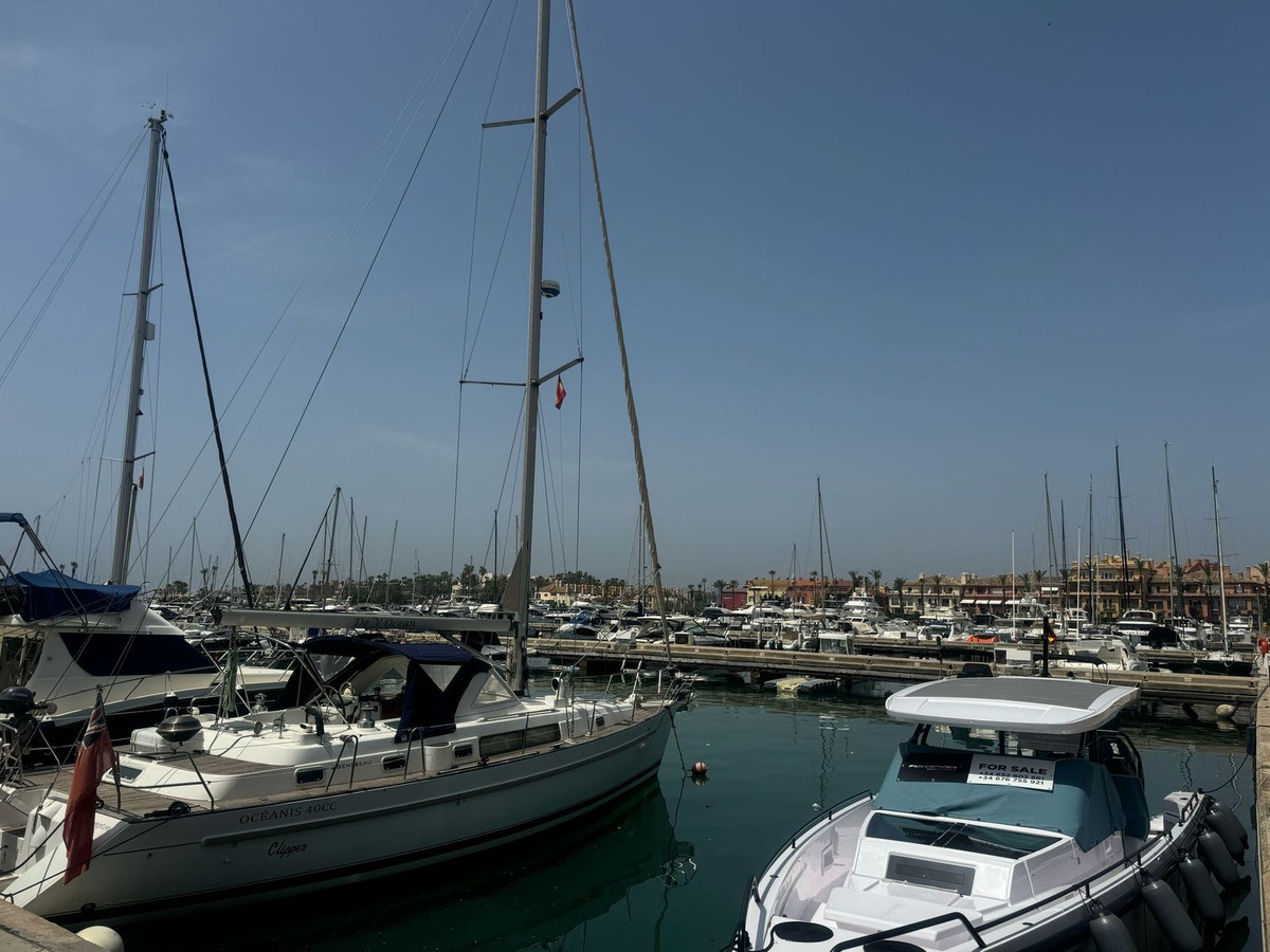 1 Bed Apartment for sale in Manilva Costa Del Sol, Málaga, Spain