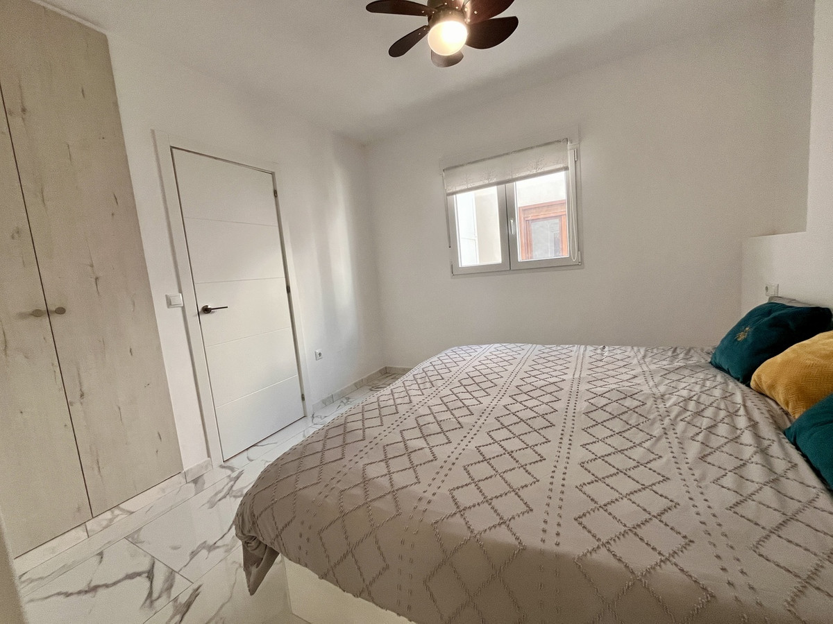 1 Bed Apartment for sale in Villamartin Costa Blanca, Alicante, Spain